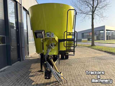Futtermischwagen Vertikal Storti Dunker T2S240
