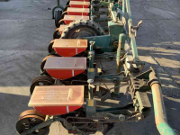 Drillmaschine Monozentra 12 rij bietenzaai machine