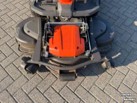 Aufsitzrasenmäher Husqvarna R420T AWD