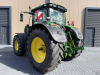 Schlepper / Traktor John Deere 6215R