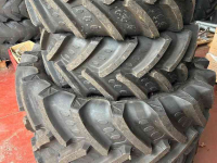 Räder, Reifen, Felgen & Distanzringe BKT 480/70R30 & 380/70R20 nieuwe banden