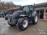 Schlepper / Traktoren Valtra T214 Direct
