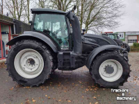 Schlepper / Traktor Valtra T214 Direct