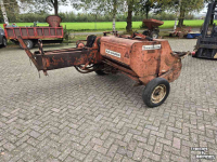 Sonstiges Grünlandgeräte und Zubehör Allis Chalmers Kleine balenpers