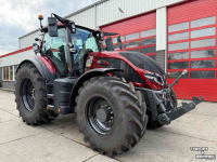 Schlepper / Traktor Valtra Q285 Demo - overjarig