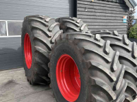 Räder, Reifen, Felgen & Distanzringe Vredestein 800/70R38 & 620/75R30