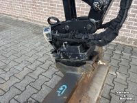 Minibagger Takeuchi TB325R + Compact Tilt tiltrotator