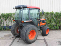 Gartentraktoren Kubota L3300 tuinbouwtrekker smalspoortrekker tractor met cabine en gazonbanden