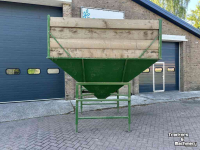 Aufschlagbunker  Aardappelbunker met houten opbouw
