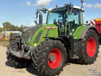 Schlepper / Traktor Fendt 718 powerplus