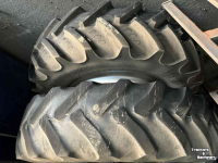 Räder, Reifen, Felgen & Distanzringe  4x480/80-42. 2x270/95-36  2x16,9-28