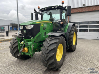 Schlepper / Traktor John Deere 6215R