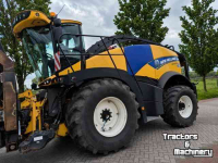 Feldhäcksler New Holland FR780