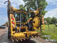 Feldhäcksler New Holland FR780