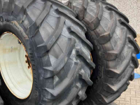 Räder, Reifen, Felgen & Distanzringe Trelleborg Set TM900  800/70R38 op velg asgat 280/335/10gaats  48mm