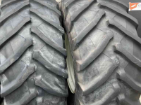 Räder, Reifen, Felgen & Distanzringe Trelleborg Set TM900  800/70R38 op velg asgat 280/335/10gaats  48mm