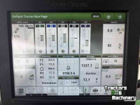Schlepper / Traktor John Deere 6215R