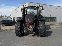 Schlepper / Traktor Valtra T174