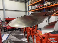 Pflüge Kuhn 4 SCHAARPLOEG TYPE VARIMASTER VM153