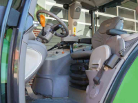 Schlepper / Traktor Deutz-Fahr Agrotron 6120 TTV + Stoll FZ30 lader
