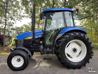 Schlepper / Traktor New Holland TD80D