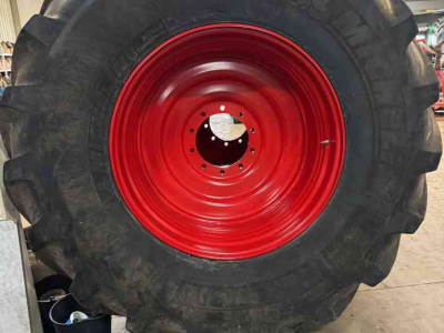 Räder, Reifen, Felgen & Distanzringe  800/70R38