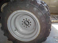 Räder, Reifen, Felgen & Distanzringe Continental 315/55R16 MPT81