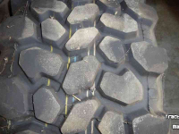 Räder, Reifen, Felgen & Distanzringe Continental 315/55R16 MPT81