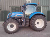 Schlepper / Traktor New Holland T7210