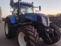 Schlepper / Traktor New Holland T7210