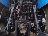 Schlepper / Traktor New Holland T7210