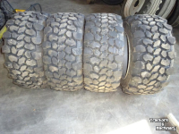Räder, Reifen, Felgen & Distanzringe Continental Set v. 4 wielen 315/55R16 MPT81