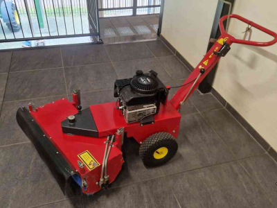Kehr- und Kehrsaugmaschinen Sweep W 0750 HHB