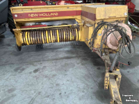 Pressen New Holland 945