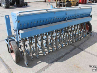 Drillmaschine  Pijpenzaaimachine graszaaimachine zaaimachine opbouwzaaimachine