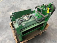 Maisgebiss John Deere korrelkneuzer