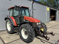 Schlepper / Traktor New Holland L75