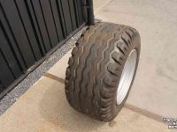 Räder, Reifen, Felgen & Distanzringe Trelleborg 380/55-17 (is 15.0/55-17) 10 ply band met wiel velg 6-gaats ET0