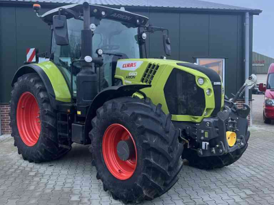 Schlepper / Traktor Claas Arion 660 Cebis First Claas