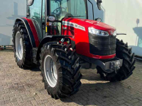 Schlepper / Traktor Massey Ferguson 4710 M Dyna-2 Essential