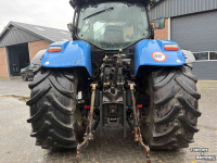 Schlepper / Traktor New Holland T7060 autocommand