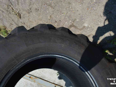 Räder, Reifen, Felgen & Distanzringe Michelin 480/70r28