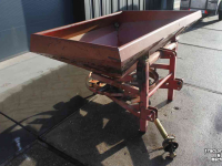 Düngerstreuer Lely Centerliner L1500 enkele schijf kunstmeststrooier zandstrooier zoutstrooier