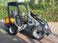 Radlader Giant G2700E