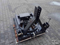 Holzhäcksler TP 200 driepuntsbok draaibaar
