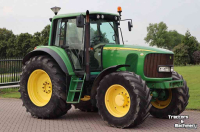 Schlepper / Traktor John Deere 6820
