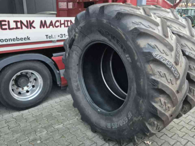 Räder, Reifen, Felgen & Distanzringe Kleber IF650/85R38 Topker IF