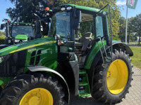 Schlepper / Traktor John Deere 6100M