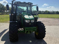 Schlepper / Traktor John Deere 6100M