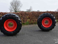 Räder, Reifen, Felgen & Distanzringe Bridgestone 710/55R30